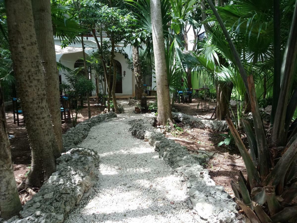 Casita Rustica En La Selva Hotell Cancún Eksteriør bilde