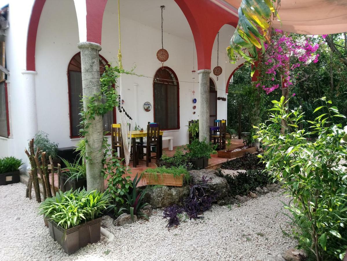 Casita Rustica En La Selva Hotell Cancún Eksteriør bilde