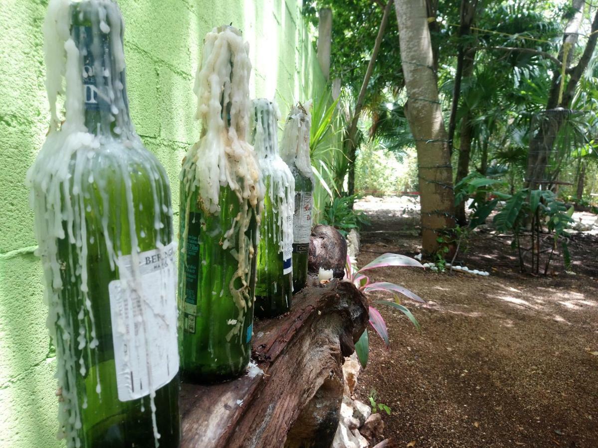Casita Rustica En La Selva Hotell Cancún Eksteriør bilde